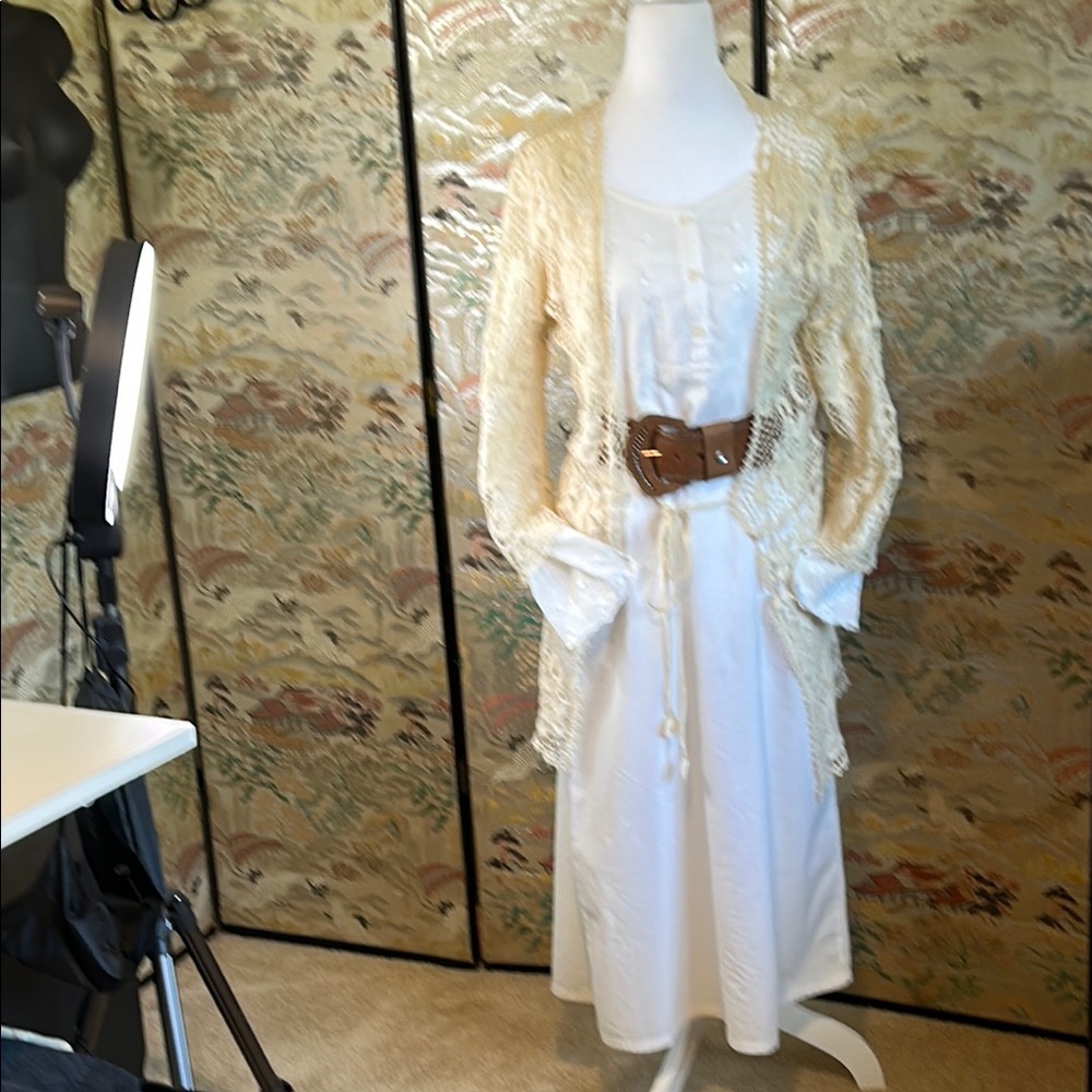 100% Cream Open Weave Sweater And Belt